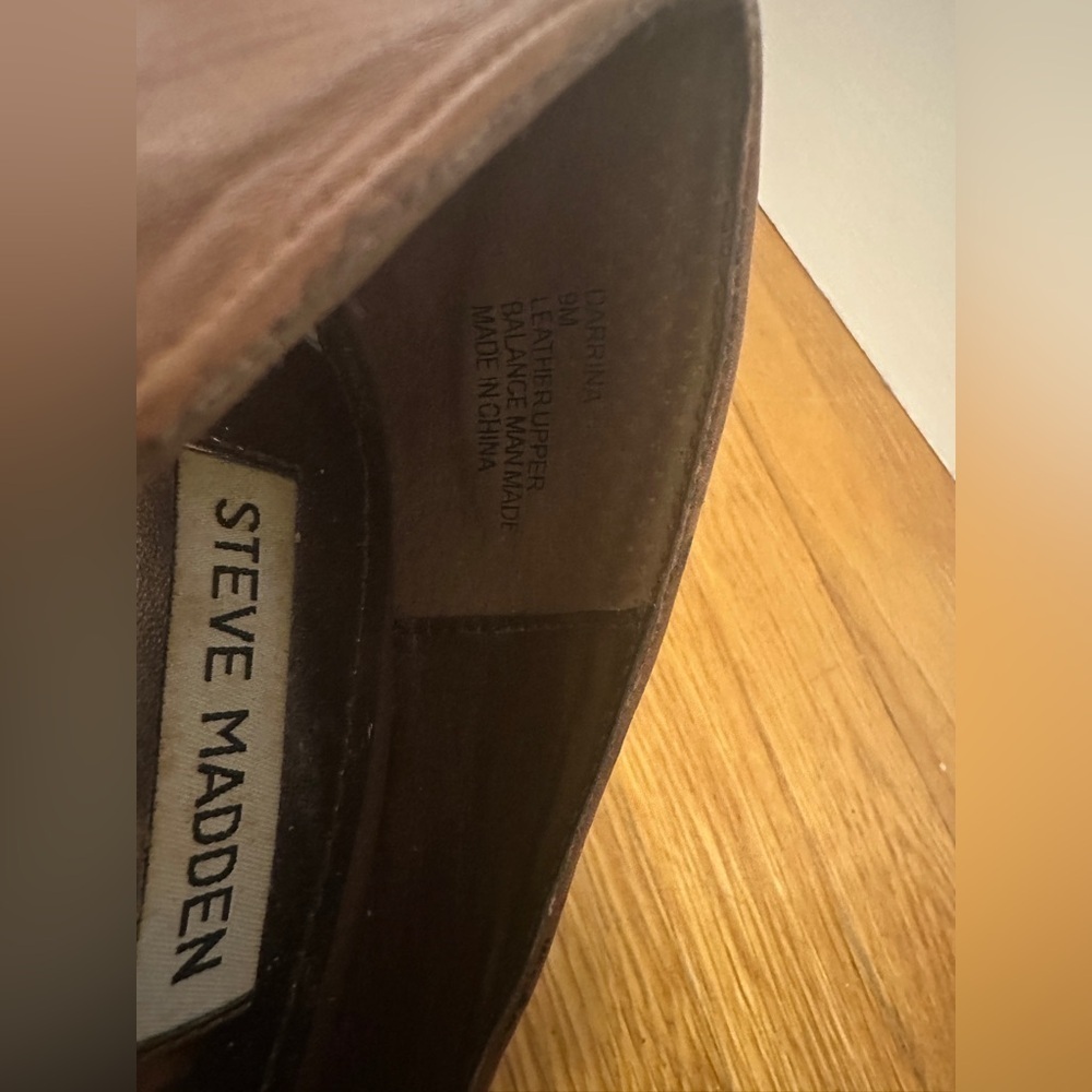 Steve Madden Camel Brown Darrin Heel Size 9, 5.5" Heel - Picture 8 of 10